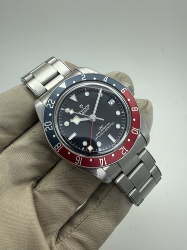 Tudor Black Bay GMT