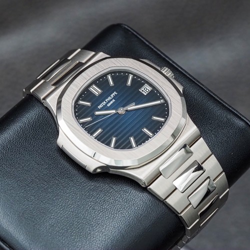 Patek Philippe Nautilus 5811/1G