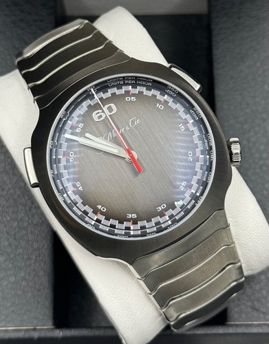 H. Moser & Cie Streamliner Flyback Chronograph