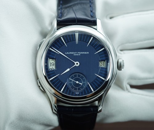 Laurent Ferrier Traveller