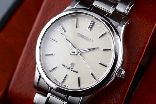 Grand Seiko Spring Drive Chronograph SBGC231